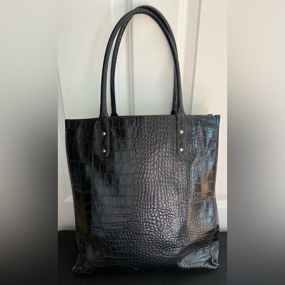 Kate Spade Black Embossed Croc Pattern Leather Tote - Picture 9 of 9